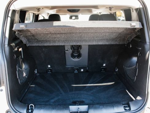 Used 2018 Jeep Renegade Limited w/ Safety & Security Group AWD/4WD image 27