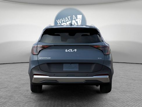 New 2026 Kia Sportage EX AWD/4WD image 13