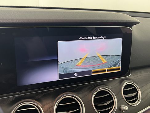 Certified 2020 Mercedes-Benz E 350 4MATIC Sedan image 31