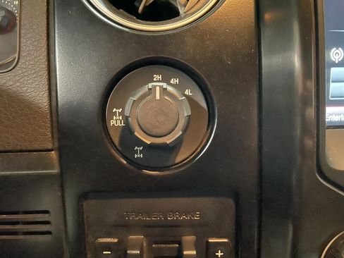 Used 2014 Ford F150 FX4 w/ Equipment Group 402A Luxury image 12