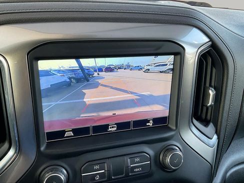 Used 2021 Chevrolet Silverado 1500 LT Trail Boss w/ Convenience Package II AWD/4WD image 26