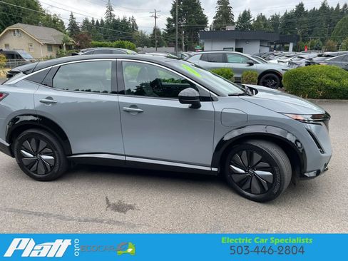 Used 2023 Nissan Ariya FWD image 17