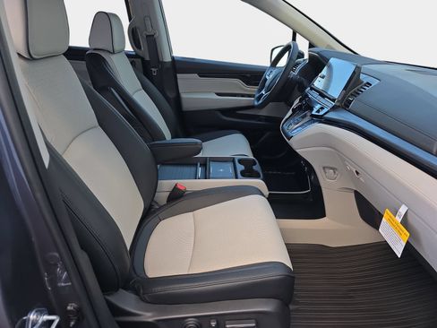 New 2026 Honda Odyssey Elite image 10