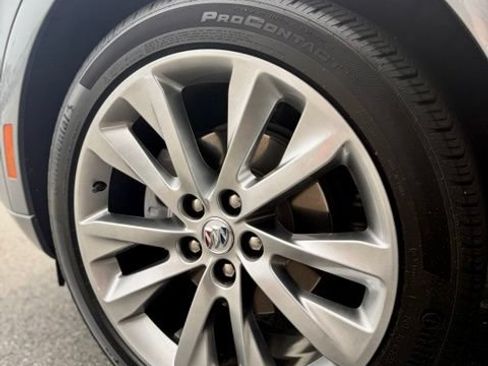 Used 2023 Buick Envision Avenir AWD/4WD image 8