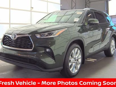 Used 2023 Toyota Highlander Limited