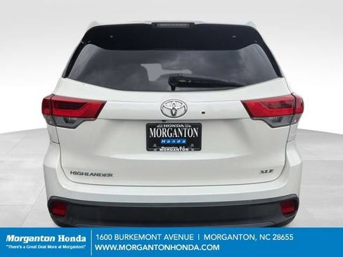 Used 2018 Toyota Highlander XLE FWD image 8