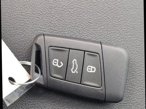 New 2026 Volkswagen Taos S image 30