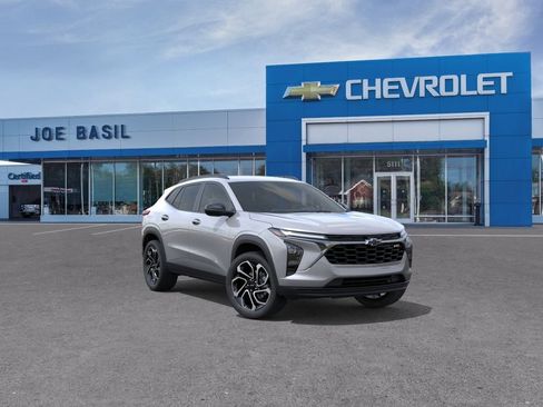 New 2026 Chevrolet Trax RS FWD image 1