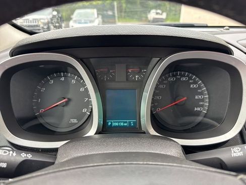 Used 2016 Chevrolet Equinox LTZ w/ Enhanced Convenience Package image 18