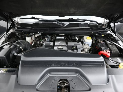Used 2022 RAM 2500 Laramie AWD/4WD image 8