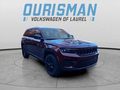 Used 2024 Jeep Grand Cherokee Altitude