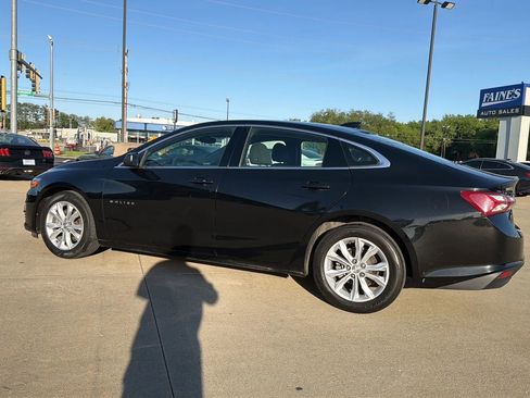 Used 2020 Chevrolet Malibu LT FWD image 10