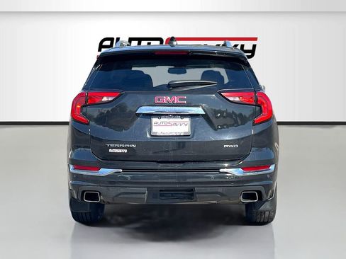 Used 2020 GMC Terrain Denali w/ Denali Premium Package image 6