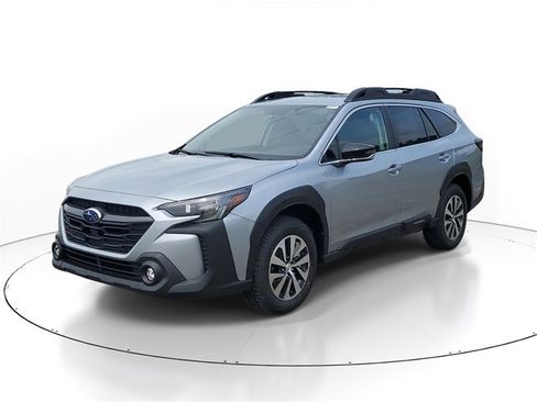 Certified 2025 Subaru Outback Premium w/ Popular Package #1A image 2