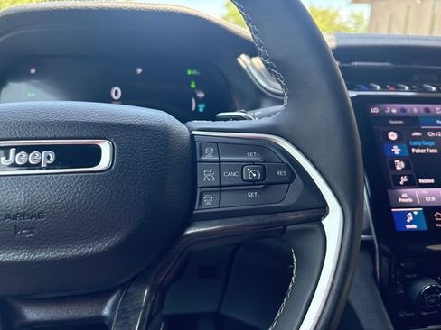 Used 2024 Jeep Grand Cherokee Limited 4xe image 20