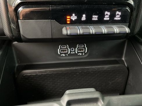 Used 2023 RAM 1500 Limited AWD/4WD image 22