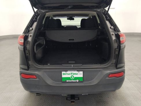 Used 2018 Jeep Cherokee Latitude image 29