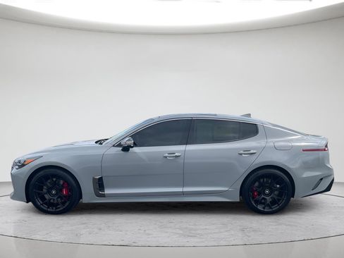 Used 2022 Kia Stinger GT1 AWD/4WD image 6