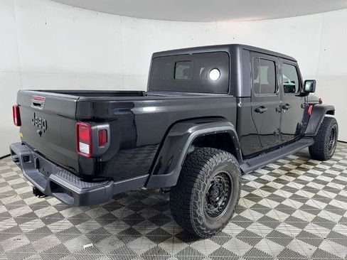 Used 2022 Jeep Gladiator Sport AWD/4WD image 3