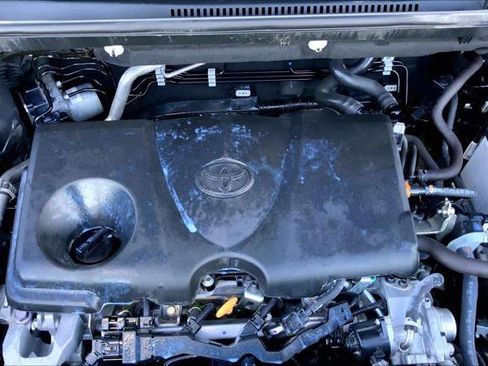 Certified 2024 Toyota RAV4 LE image 31