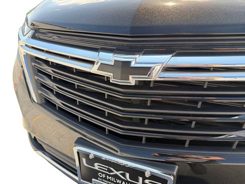 Used 2023 Chevrolet Equinox LT AWD/4WD image 32