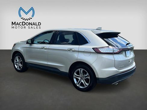 Used 2018 Ford Edge Titanium w/ Equipment Group 301A FWD image 5