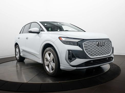 Certified 2023 Audi Q4 e-tron Premium Plus w/ Premium Plus AWD/4WD image 2
