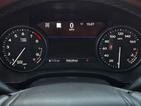 Used 2021 Cadillac XT6 Sport w/ LPO, ONYX Package image 16