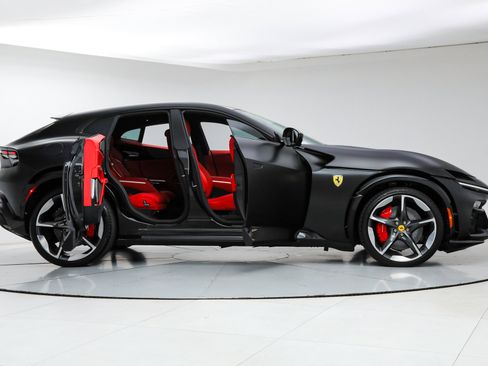 Certified 2025 Ferrari Purosangue image 24