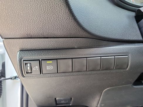 Certified 2023 Toyota Corolla LE image 20