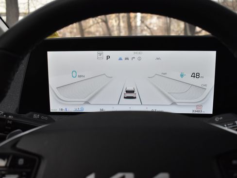 Used 2024 Kia EV6 Wind image 33