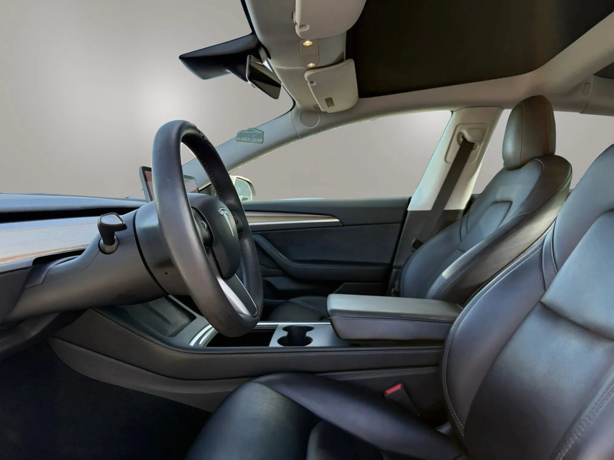 Used 2021 Tesla Model 3 Standard Range Plus RWD image 9