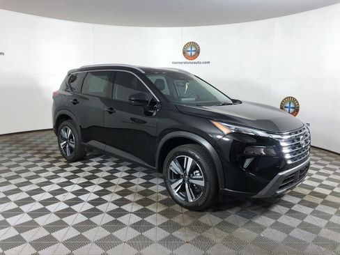 Used 2026 Nissan Rogue SL AWD/4WD image 15