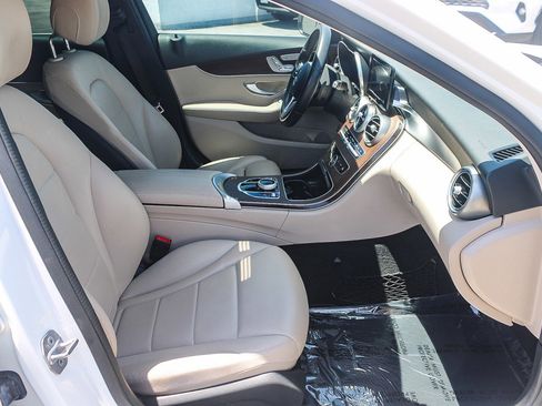 Used 2019 Mercedes-Benz C 300 Sedan image 17