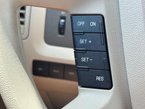 Used 2011 Ford Escape XLS w/ 101A Rapid Spec Order Code FWD image 19