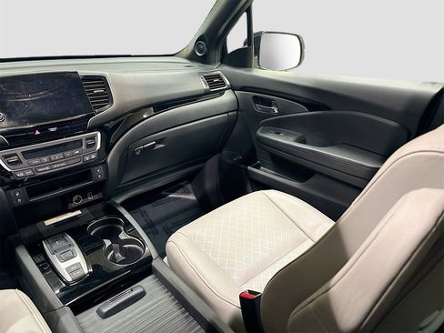 Used 2019 Honda Passport Elite image 23