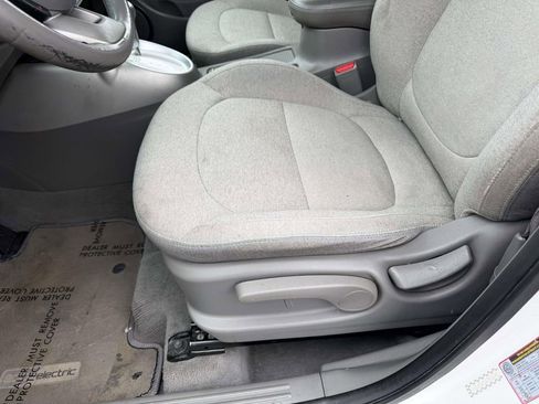 Used 2016 Kia Soul EV image 17