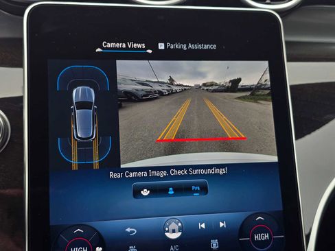 Used 2025 Mercedes-Benz GLC 300 GLC 300 image 30