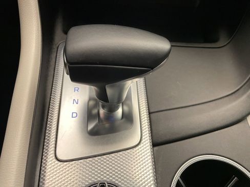 Used 2022 Genesis G70 3.3T image 18