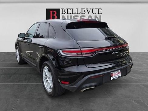 Used 2024 Porsche Macan AWD/4WD image 9