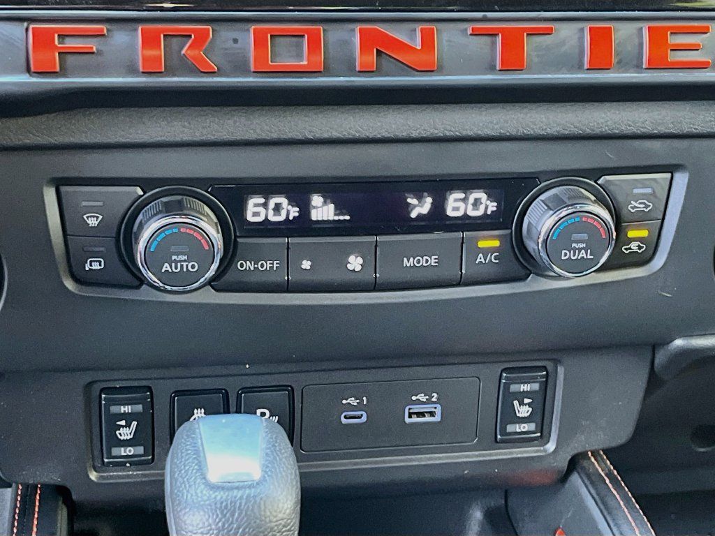 Used 2025 Nissan Frontier PRO-4X w/ Pro Premium Package AWD/4WD image 16