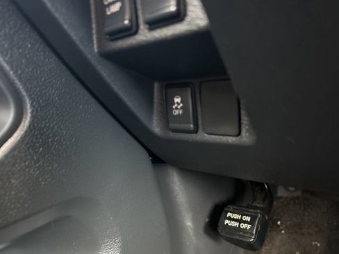 Used 2024 Nissan Frontier S w/ Technology Package AWD/4WD image 20