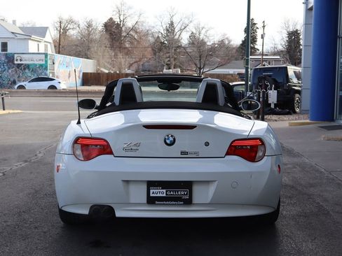 Used 2006 BMW Z4 3.0si image 10