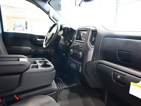 New 2026 Chevrolet Silverado 1500 Custom AWD/4WD image 13