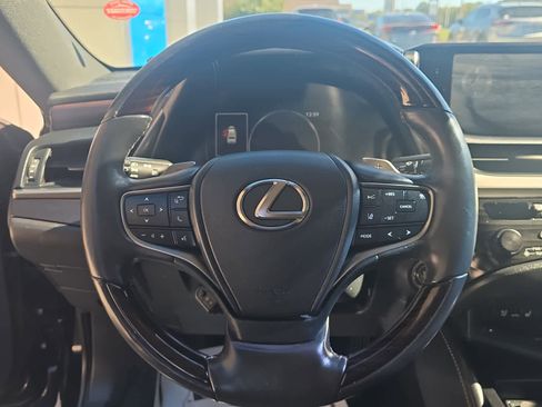 Used 2019 Lexus ES 350 w/ Premium Package image 14