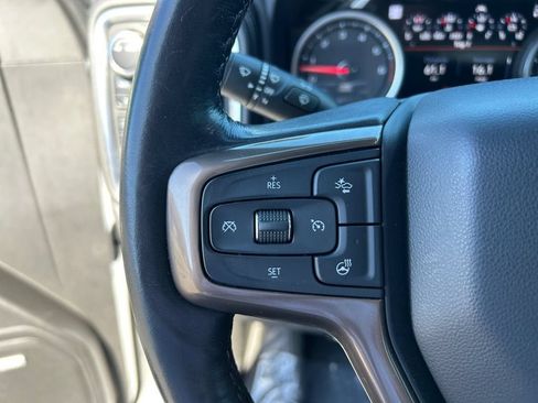Used 2022 Chevrolet Silverado 1500 High Country w/ Technology Package AWD/4WD image 18