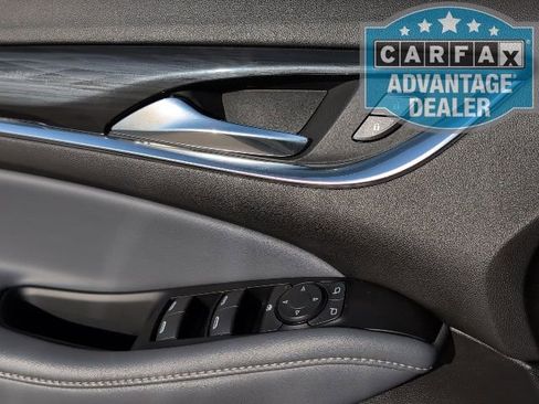 Used 2024 Buick Enclave Essence w/ Sport Touring Edition image 18