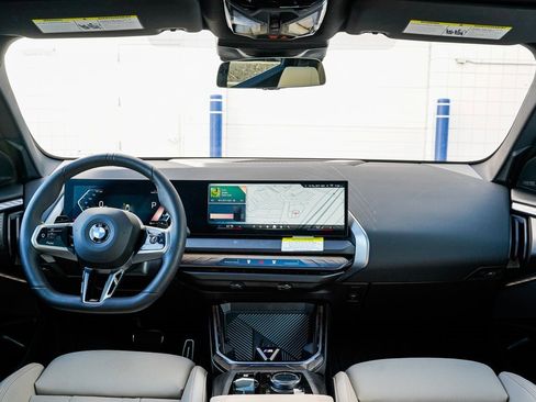 Used 2026 BMW X3 xDrive30 w/ M Sport Package image 12