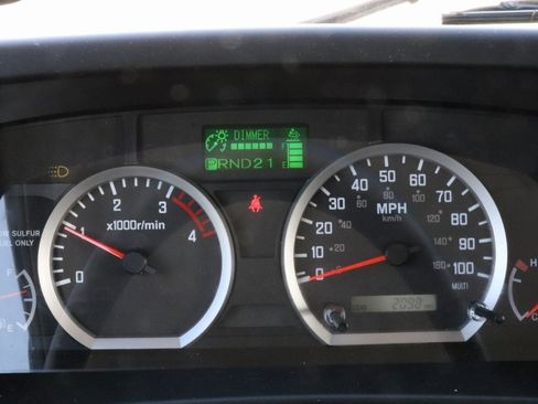 Used 2023 Chevrolet Low Cab Forward 5500XD image 15