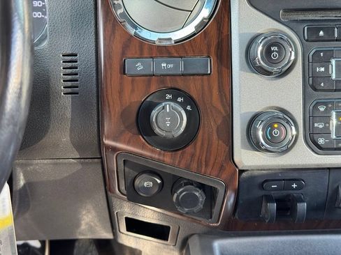 Used 2016 Ford F350 Lariat w/ Lariat Ultimate Package AWD/4WD image 13